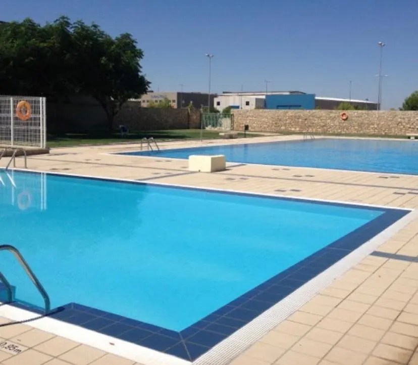 Cal Milio Apartment Maials 0*,